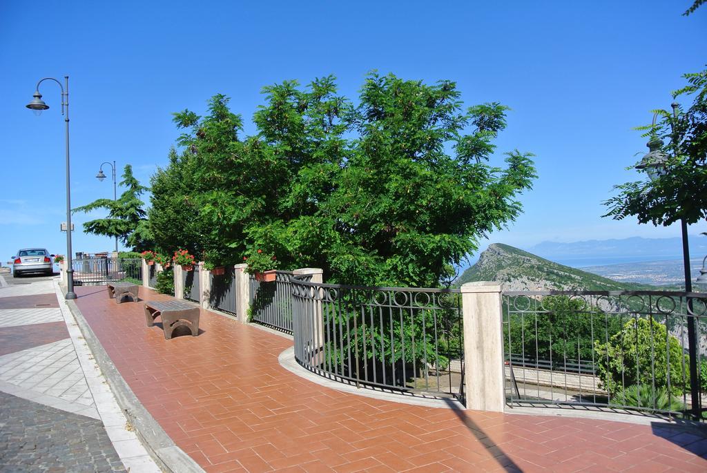 B&B Casa Antonia Trentinara Extérieur photo